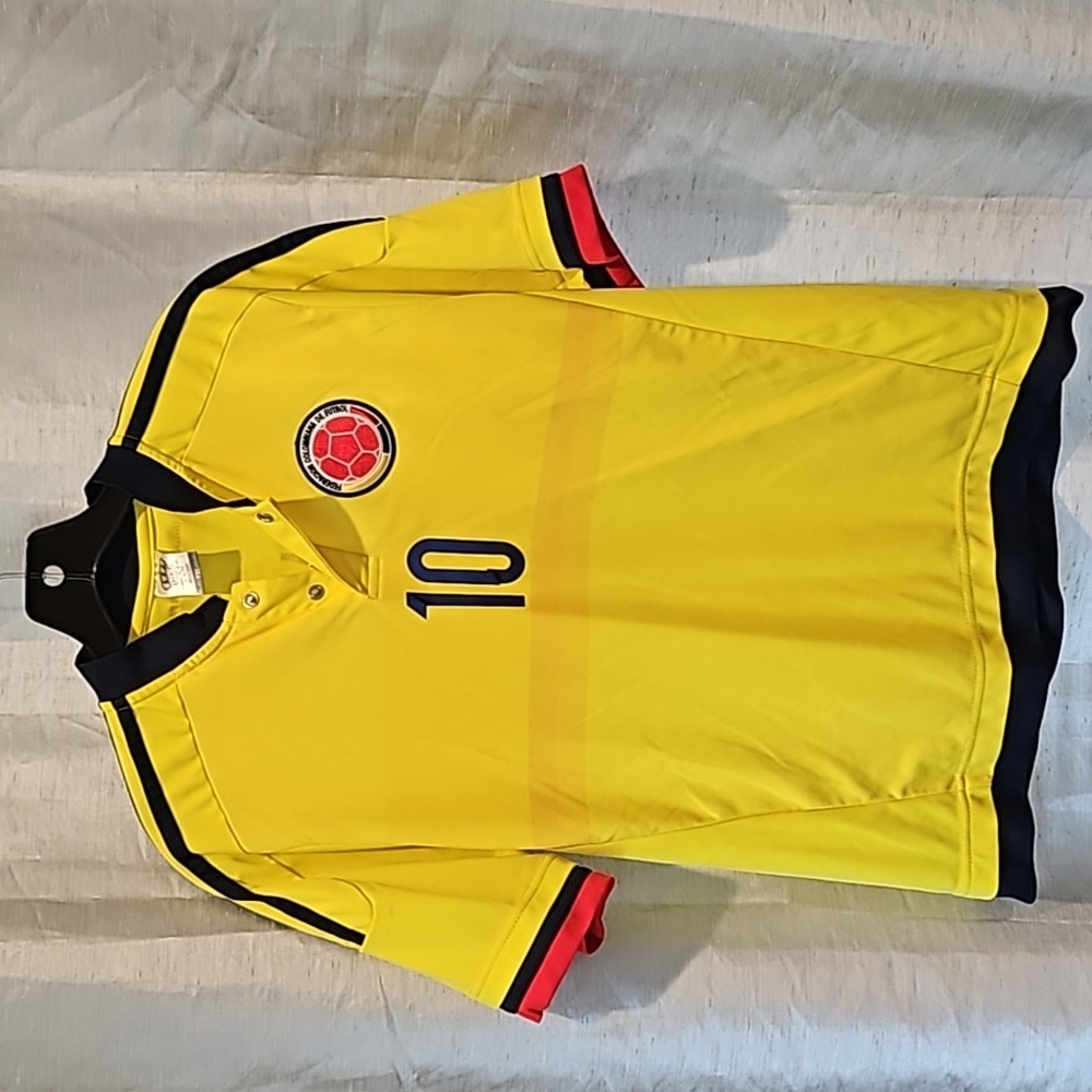 Soccer Fan Columbia Jersey